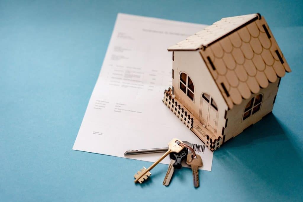 inmobiliaria con contrato y llaves